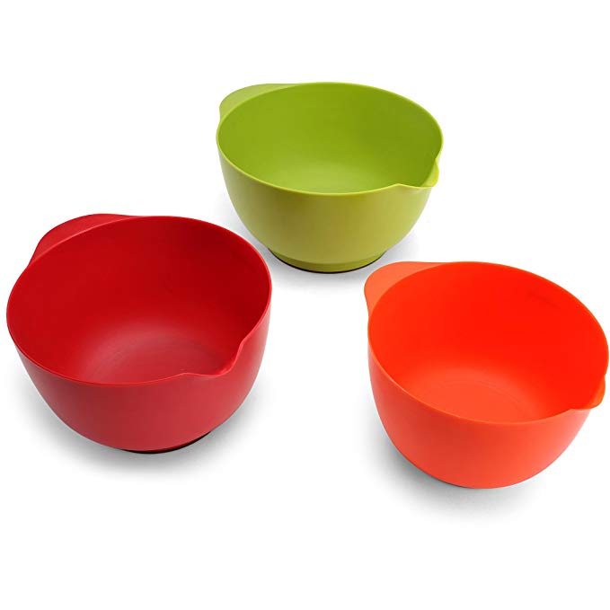 Farberware 3 Piece of Assorted Plastic Mixing Bowls Set with Non Slip Base